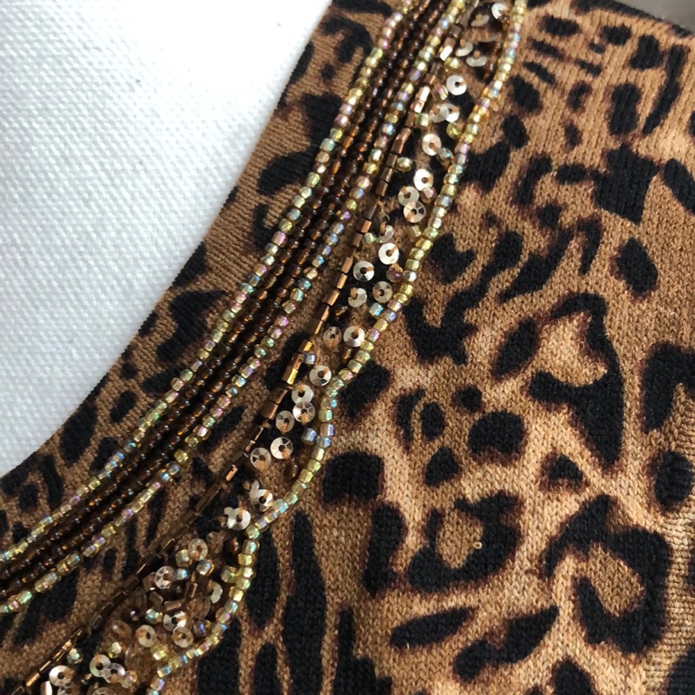 Bloomingdales vintage embellished animal print knit top S - Picture 7 of 8